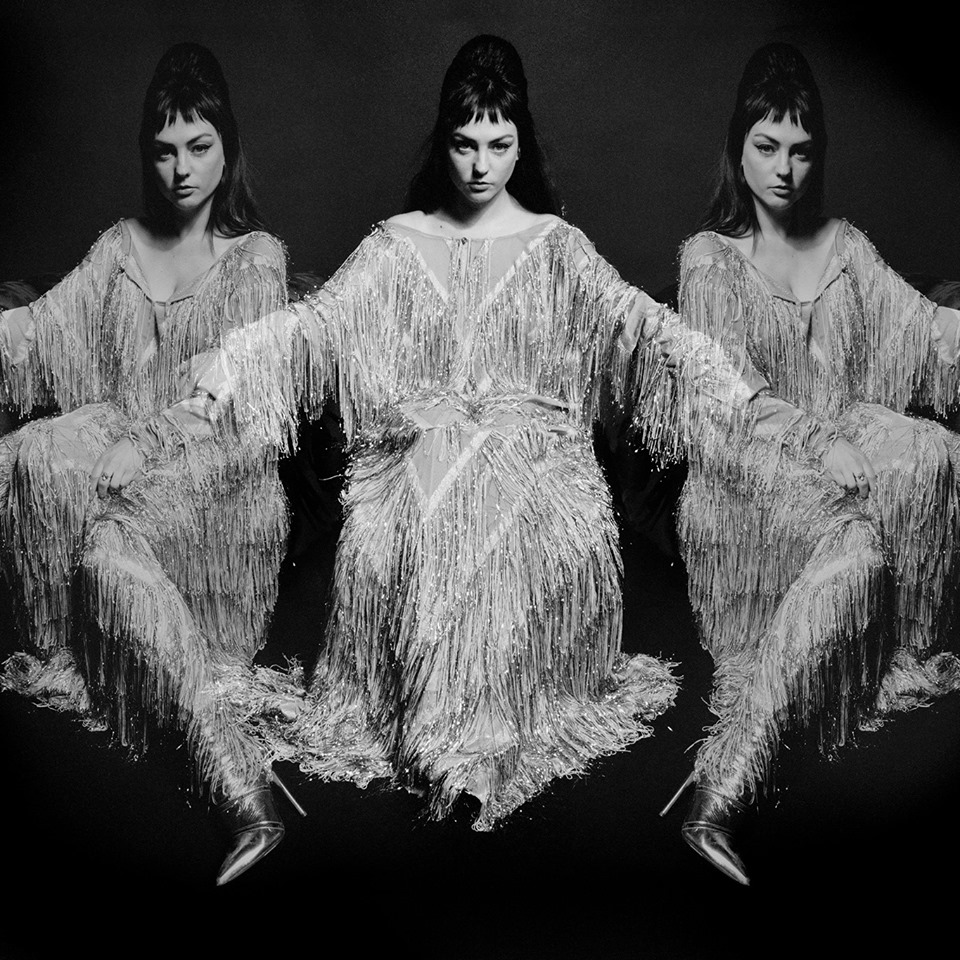 Angel Olsen: “All Mirrors” (VÍDEO) - Música Instantânea